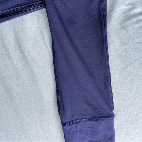 Lululemon Mesh Panel Pant - Picture 2 of 7
